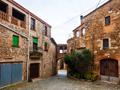 Caminar por esas calles silenciosas fue una manera de comprobar hasta dónde llega la obstinación de los recuerdos