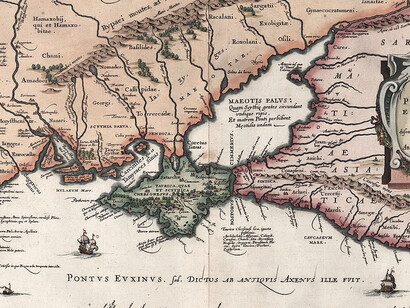 Ortelius’ 1590 map of the Black Sea showcases detailed coastlines, rivers, and cities in dark red, with labeled regions spanning present-day Turkey, Georgia, Ukraine, and beyond. It highlights key mythological sites like Phryxis’ temple in Colchis, home to the Golden Fleece, and Themiscyra, the legendary city of the Amazons