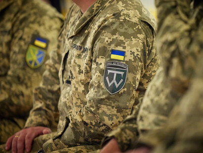 Ucrania se convierte así en el escenario donde Europa mide su capacidad real de sostener una estrategia militar prolongada sin depender plenamente del liderazgo estadounidense