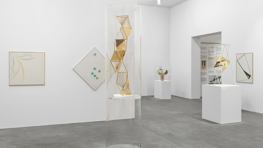 Verschiedene künstler, Konkrete kunst. Neoconcretismo, ausstellungsansicht. Mit freundlicher genehmigung des Museum Haus Konstruktiv