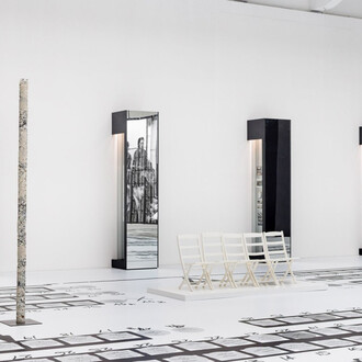 Helmut Lang, Séance de travail 1986–2005, ausstellungsansicht. Mit freundlicher genehmigung des MAK