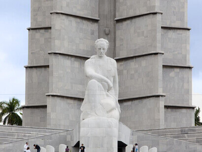 Considerado el apóstol de la independencia cubana, fue uno de los principales artífices de esta guerra, Monumento a José Martín en las afueras de su Memorial, La Habana, Cuba