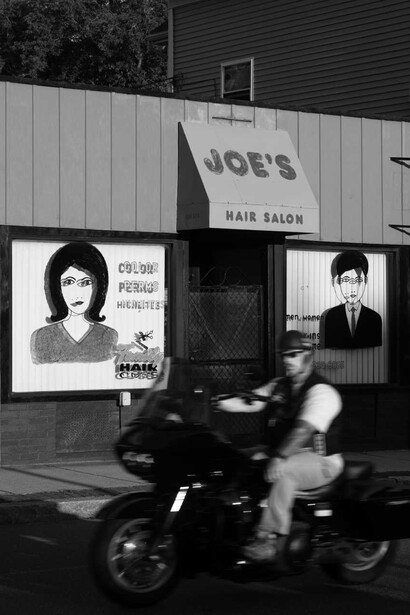 Anastasia Samoylova, Joe's hair salon, Salem, Massachusetts, 2024. Courtesy of Norton Museum of Art