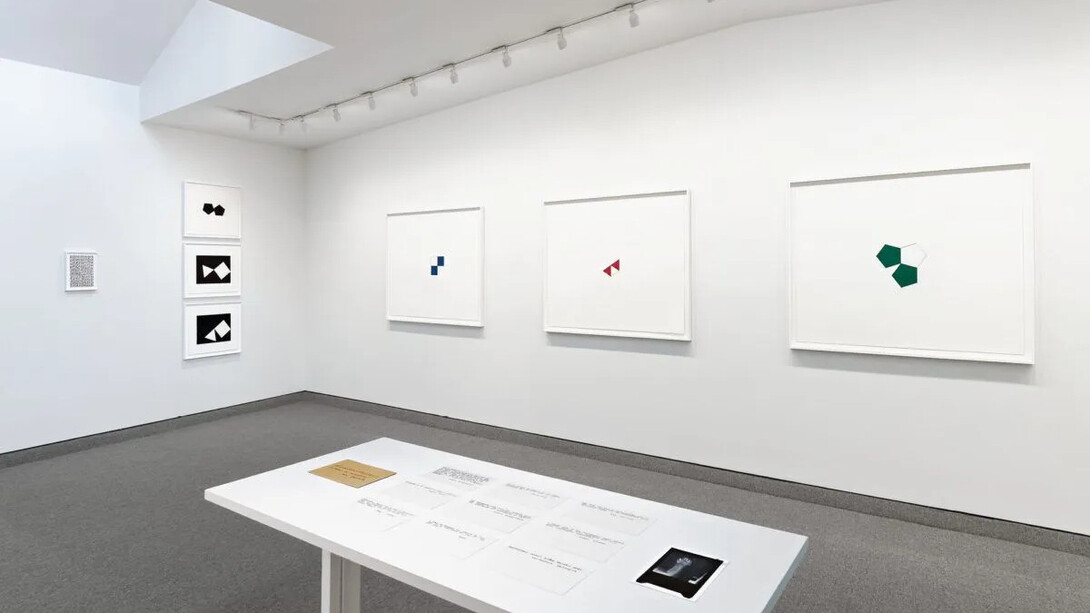 Mel Bochner, Editions, 1970-1979, exhibition view. Courtesy of Krakow Witkin Gallery