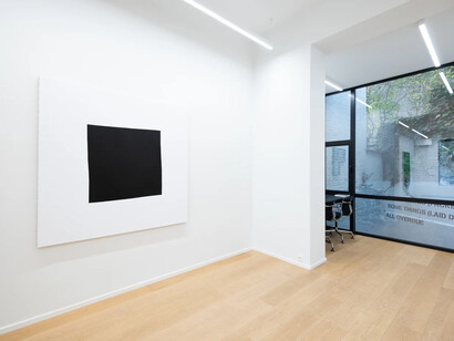 Various artists, Group show, exhibition view. Courtesy of QG Gallery