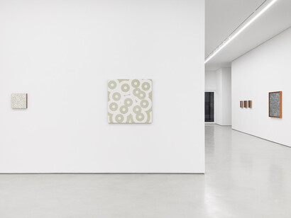 Gabriel de la Mora, Repetición diferencia, exhibition view. Courtesy of Simões de Assis Gallery