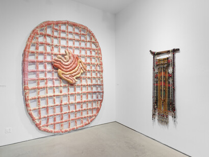 Various artists, Thread count, exhibition view. Courtesy of The Hole