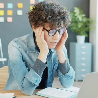 L’altro non è più un limite che resiste, ma qualcosa da consumare, misurare o rendere funzionale