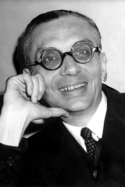 Oltre alla logica, Gödel si interessò alla filosofia e cercò di dimostrare matematicamente l'esistenza di Dio