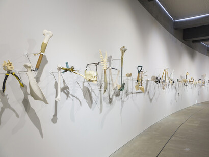 Lin Tianmiao, Loss and gain, 2014. Courtesy of Power Station of Art