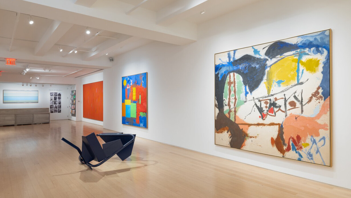 Various artists, Fields of color V, exhibition view. Courtesy of Yares Art