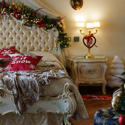 Hanno normalizzato una comicità basata sull’eccesso e sull’equivoco, che si ritrova tuttora in programmi televisivi, pubblicità e contenuti social