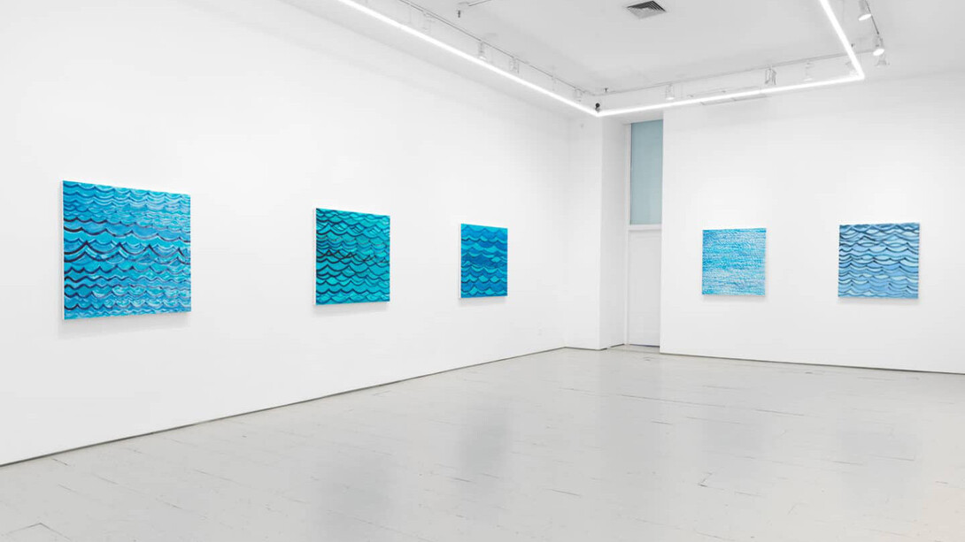 Benjamin Butler, Water paintings, exhibition view. Courtesy of Klaus von Nichtssagend Gallery
