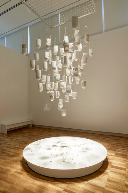 Installation view of Jenna Mayilema Lee, maan-ma danala: birdim-ba (language dillybag: steady persistent rain), 2025. Courtesy of Art Gallery of NSW