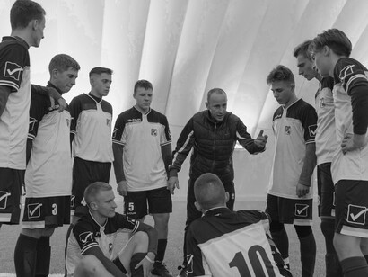 Começou no Newell’s Old Boys como interino. Mas, seu excelente trabalho no Fortaleza deu um destaque bem interessante na carreira. Trabalhando com um time com pouco investimento