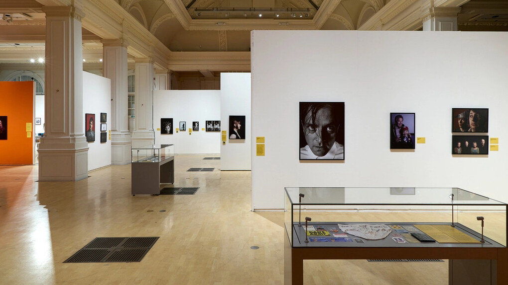 Andy Hollingworth, I photograph comedians! Exhibition view. Courtesy of Birmingham Museum and Art Gallery