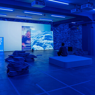 Verschiedene künstler, This is how the light remembers, ausstellungsansicht. Mit freundlicher genehmigung des Migros Museums