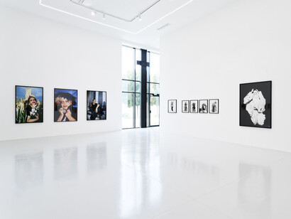 Artistes divers, Orlan toute(s), vue d'exposition. Avec l'aimable autorisation de Ceysson & Bénétière