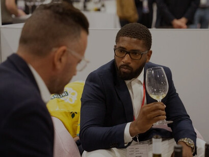 With stunning lakefront views, Vinitaly USA 2025 in Chicago reaffirmed Italy’s global influence in the world of wine