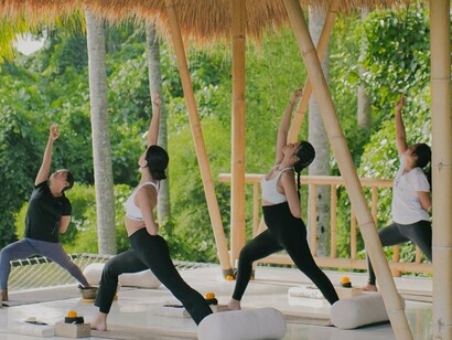 Guests immerse themselves in holistic treatments ranging from Reiki and intuitive bodywork to traditional Balinese blessing ceremonies © Photo by Goddess Retreats