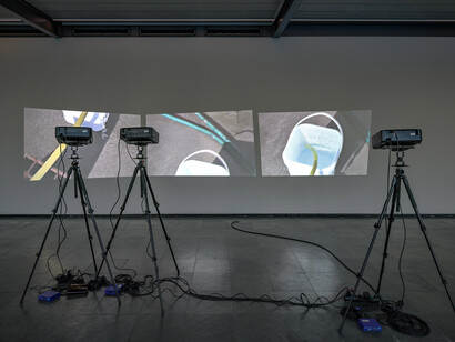 Kunsthalle Wien Preis 2025. Jonida Laçi & Luīze Nežberte, ausstellungsansicht. Mit freundlicher genehmigung der Kunsthalle Wien