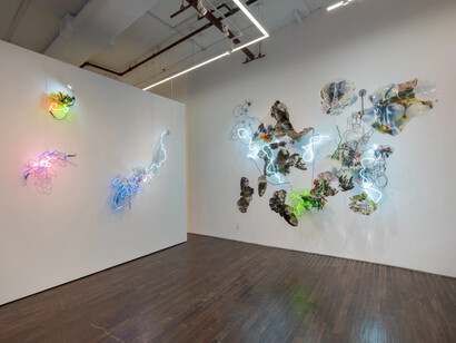 Judy Pfaff, Light years, exhibition view. Courtesy of Cristin Tierney Gallery