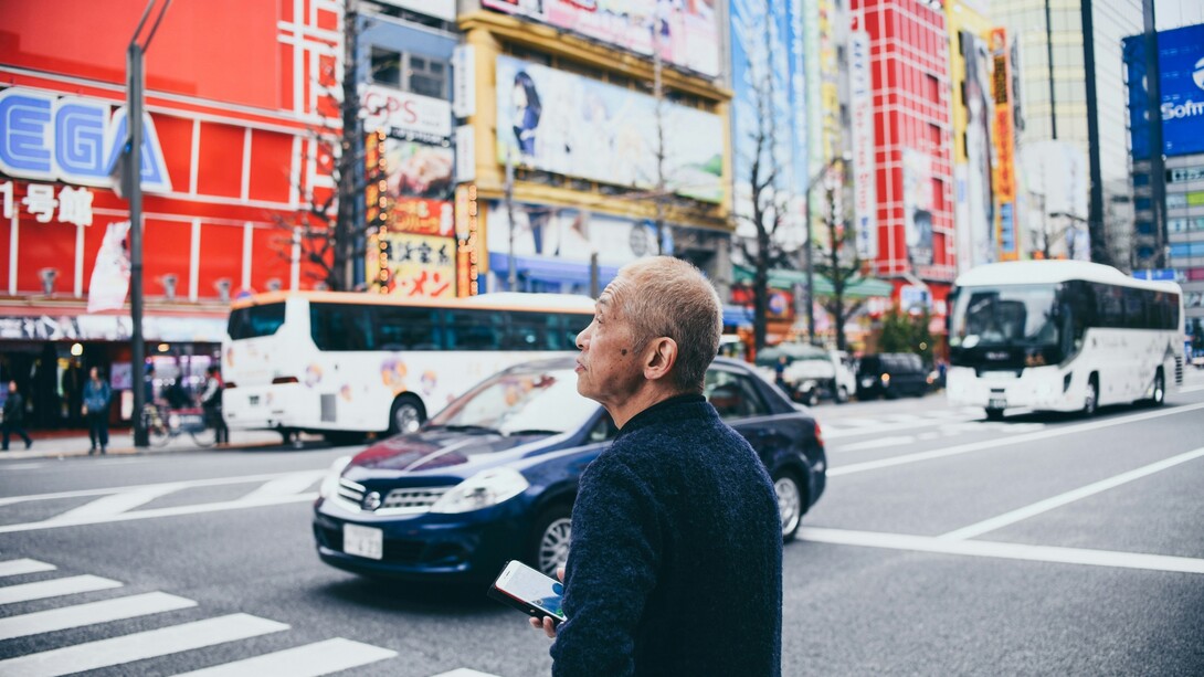 L’attesa non è semplice passività, ma uno spazio prezioso in cui la mente può riflettere e prepararsi al futuro