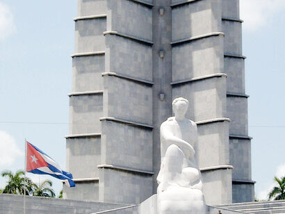 Su lucha no solo fue por la independencia de Cuba, sino también por la justicia social y la inclusión de todas las razas y clases sociales en un nuevo orden republicano. Monumento a José Martín en las afueras de su Memorial, La Habana, Cuba
