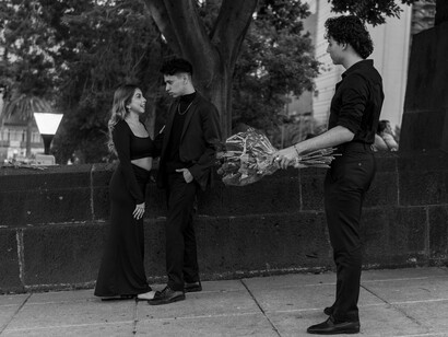 Triângulo amoroso. Salomão metia-se, afinal, num outro problema, pois o seu passado o perseguia. Romão, que outrora estava morto, ressurge para atormentar a sua vida; Lídia já não aguentava as ausências de Salomão e via o seu relacionamento esfriar, banhado de mentiras e incongruências. Salomão vê a Casa da Natureza em chamas e, consequentemente, os seus sonhos tornando-se em cinza