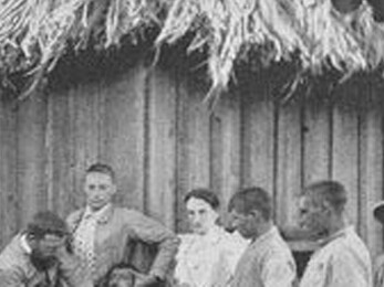 Ejército Libertador de Cuba, La cura de un marinero herido del cañonero Vigía en la enfermería de Cayetano, 1897. La explosión del USS Maine en el puerto de La Habana en febrero de 1898, un incidente que fue utilizado por los Estados Unidos como pretexto para declarar la guerra a España. Cuba