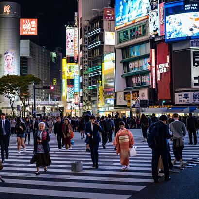 Einige Länder ergreifen noch extremere Maßnahmen, um die kulturelle Integrität zu schützen. China beispielsweise hat Quoten für die Anzahl ausländischer Filme, die auf seinem Staatsgebiet gezeigt werden dürfen