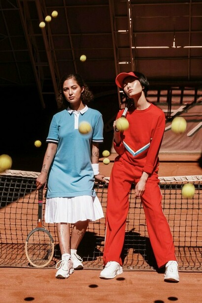 Mas se não quiser levar roupas na sua mala, também pode escolher looks com peças de ginastica que tem um acabamento mais fashionista. Com detalhes e tecido de qualidade superior, hoje em dia um belo acabamento é o segredo para conseguir ter uma roupa confortável que vai do trabalho as atividades que exigem mais esforço