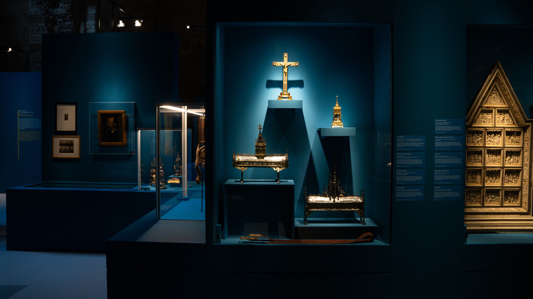 The middle ages of the 19th century : Creations and forgeries in the decorative arts, exhibition view. Courtesy of the Musée de Cluny