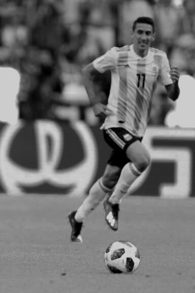 Ángel Di María enfrentando a Francia durante el mundial de Rusia 2018