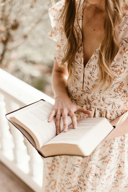 La independencia afectiva que proporciona este estado civil también fomenta vínculos sociales más amplios, auténticos y sostenidos en el tiempo