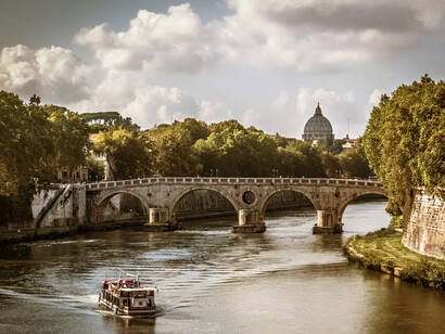 Originating in the Apennine Mountains of Emilia-Romagna, the Tiber River winds 406 kilometers through Tuscany, Umbria, and Lazio—where it meets the River Aniene—before emptying into the Tyrrhenian Sea between Ostia and Fiumicino