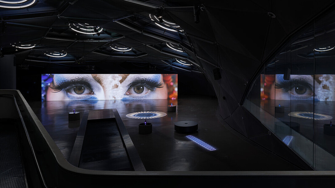 Emilija Škarnulytė, Waters call me home, exhibition view. Courtesy of Kunsthaus Graz