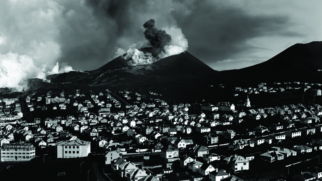 Vincent Vallarino, Eruption over Heimaey, Westman Islands, Iceland (detail), 1974. Courtesy of Benrubi Gallery