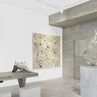 Various artists, Traces, exhibition view. Courtesy of Galerie Sept