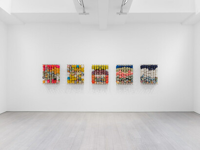 Jacob Hashimoto, exhibition view. Courtesy of Miles McEnery Gallery