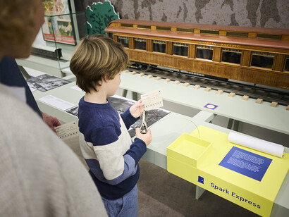 Im bann der bahn. 200 jahre eisenbahn, ausstellungsansicht. Mit freundlicher genehmigung des Technischen Museums Wien