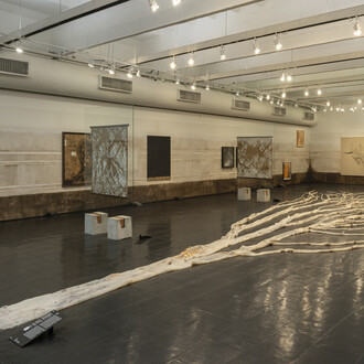 Clarissa Tossin, Ponto sem retorno, vista da exposição. Cortesia do MASP