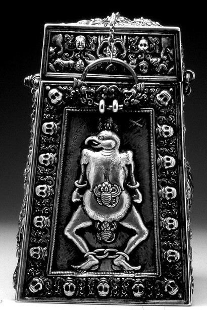Cofanetto tibetano del XVIII secolo, la funzione precisa del cofanetto nel contesto rituale è sconosciuta. Walters Art Museum, Baltimora, USA