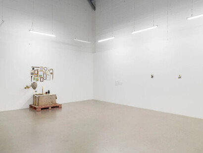 Mike Bayne, Ghosts, water towers, bowling alleys and Dave Joy, exhibition view. Courtesy of Blouin Division