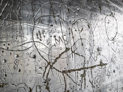 Rudolf Stingel, Fresh paint, exhibition view. Courtesy of Parrish Art Museum