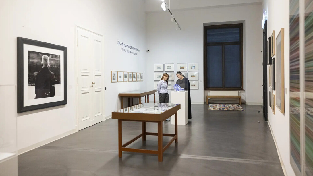 20 jahre Gerhard Richter Archiv. Werke, materialien, kuriosa, ausstellungsansicht. Mit freundlicher genehmigung des Albertinums