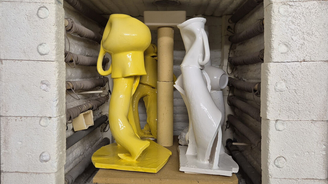 Gmundner Keramik, Bad people. Courtesy of Academy of Ceramics Gmunden