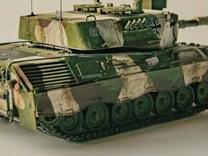 Crises, dramas, traumas tornaram-se banais. Barbaridades e barbarismos também. Tão logo foram sendo descobertos os extremos de Belzec, Sobibor, Treblinka, Kulmohof, Majdank, Auschwitz, Birkenau e realizando-se o horror de Katyn e a ignomínias em Tóquio, Hiroshima e Nagasaki