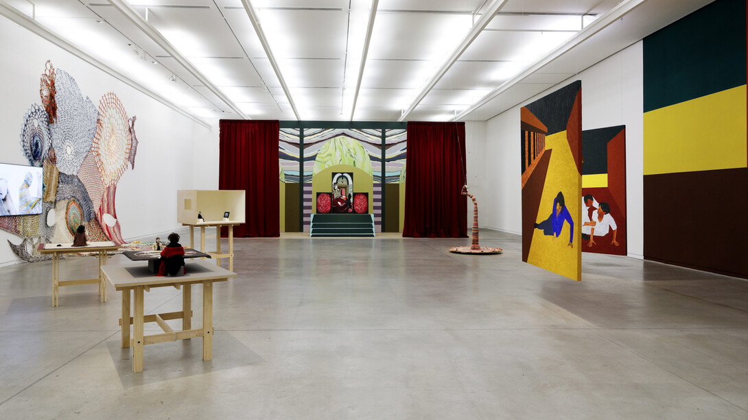 Varios artistas, Tramoya, vista de exhibición. Cortesía del Museo de Arte Moderno de Buenos Aires