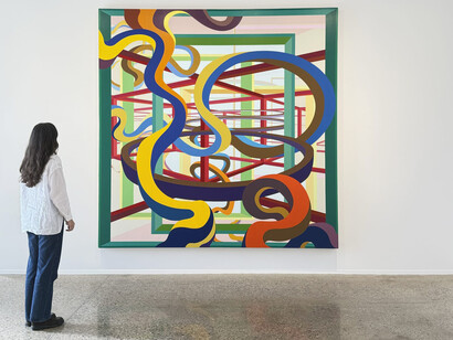 Al Held, Constructing abstraction, exhibition view. Courtesy of David Klein Gallery